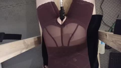 Snapshot of yournextdoor_neighbor chatting on October 2025 10:06:01 AM yournextdoor_neighbor online show from October 2025 10:06:01 AM