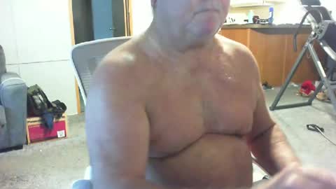 yourpoppi55 online show from June 2026 11:45:01 AM