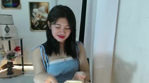 Snapshot of yourprettytrish chatting on February 2025 07:43:01 AM Trish online show from February 2025 07:43:01 AM