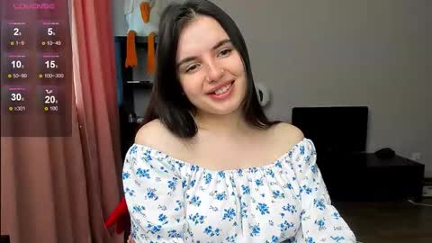 Snapshot of yourraccoon chatting on October 2025 10:51:01 AM Jenny online show from October 2025 10:51:01 AM