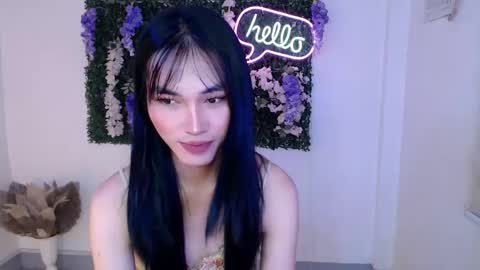    online show from February 2025 03:28:01 AM
