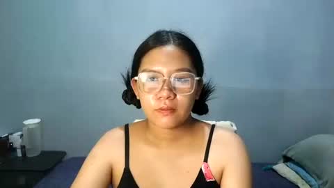 yoursexy_reb online show from February 2026 04:52:02 AM