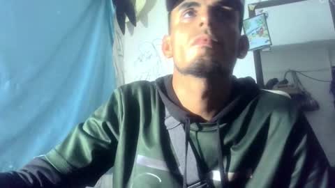 Snapshot of yourskinnybooy chatting on November 2025 12:44:01 AM sander online show from November 2025 12:44:01 AM