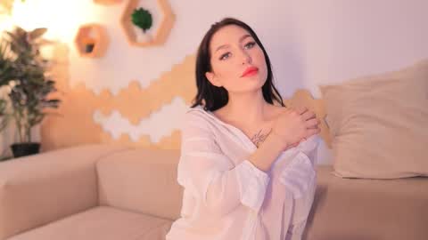 yourstarnmoon online show from September 2025 05:20:01 AM