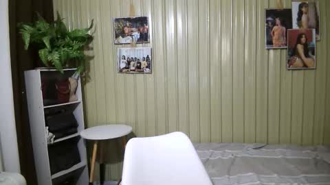 yoursubmissive_larah online show from March 2026 05:01:02 AM