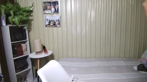 yoursubmissive_larah online show from April 2026 09:15:01 AM