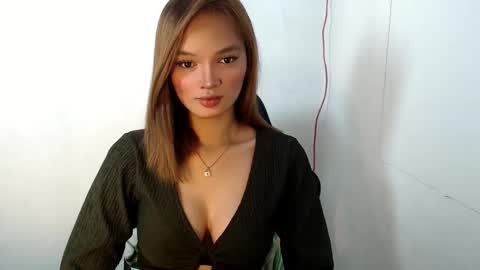 yoursugar_candy online show from October 2025 09:26:02 PM