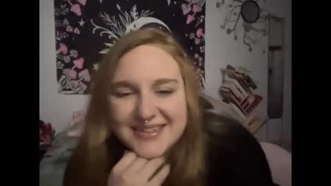 yourthickgingergoddess online show from December 2024 02:54:01 AM
