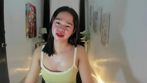 Snapshot of yourtinybunny chatting on September 2025 03:45:01 PM yourtinybunny online show from September 2025 03:45:01 PM