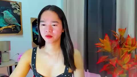 yourtinybunny online show from November 2025 05:11:01 AM