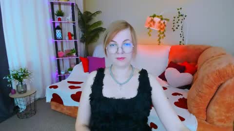 Snapshot of youruniverser chatting on June 2026 09:32:01 AM Alice online show from June 2026 09:32:01 AM