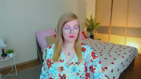 Snapshot of youruniverser chatting on July 2026 10:10:02 AM Alice online show from July 2026 10:10:02 AM