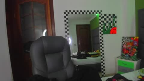 Snapshot of yourvirtualgirlfriennd chatting on August 2026 06:37:01 AM GI online show from August 2026 06:37:01 AM