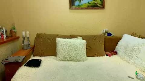 YourXQueen online show from July 2026 05:02:02 AM