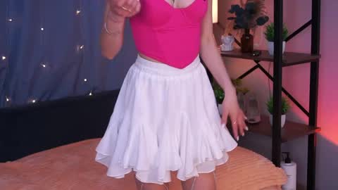 youw4ntthis online show from April 2026 05:11:01 AM