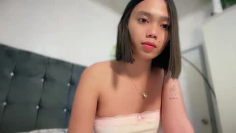 Snapshot of yowginethegreat chatting on January 2025 03:50:01 PM YowgineTheGreat online show from January 2025 03:50:01 PM