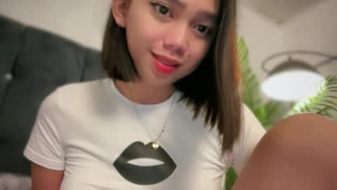 Snapshot of yowginethegreat chatting on February 2025 05:50:01 PM YowgineTheGreat online show from February 2025 05:50:01 PM