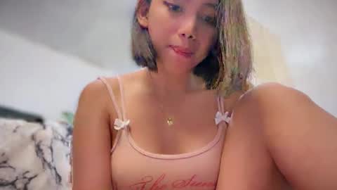 Snapshot of yowginethegreat chatting on February 2025 12:31:01 PM YowgineTheGreat online show from February 2025 12:31:01 PM
