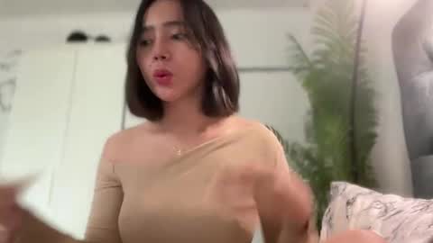 YowgineTheGreat online show from December 2025 07:50:02 AM