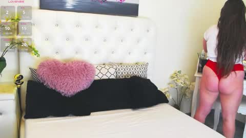 Yssabel online show from April 2026 04:26:01 AM