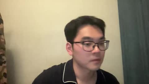 Albert Locko online show from April 2026 04:04:01 PM