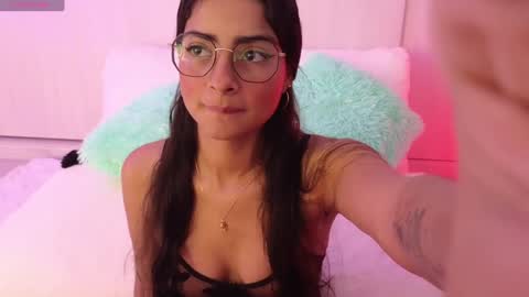Yurani online show from December 2024 12:04:02 AM