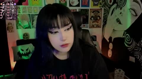    rawr   Anne Independent model      online show from October 2025 11:20:01 PM