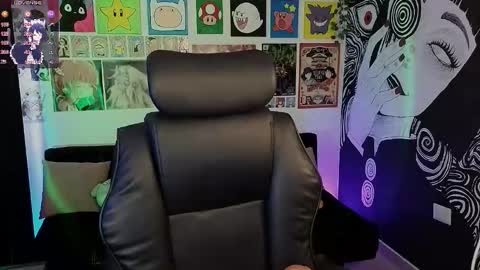    rawr   Anne Independent model      online show from November 2025 06:32:01 PM