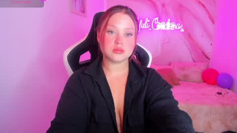 Snapshot of yuli_cardona_ chatting on December 2024 08:39:02 PM Yuliet online show from December 2024 08:39:02 PM