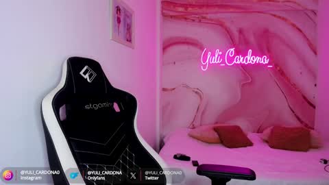 Snapshot of yuli_cardona_ chatting on December 2024 03:25:02 PM Yuliet online show from December 2024 03:25:02 PM