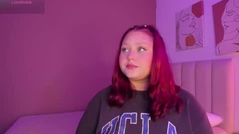 Snapshot of yuli_cardona_ chatting on October 2025 09:14:02 PM Yuliet online show from October 2025 09:14:02 PM