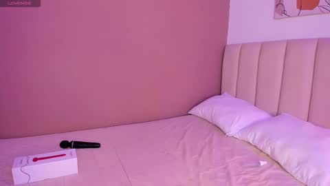 Snapshot of yuli_cardona_ chatting on October 2025 08:53:02 PM Yuliet online show from October 2025 08:53:02 PM