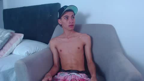 Snapshot of yulian_vasquez chatting on February 2025 12:22:02 PM yulian_vasquez online show from February 2025 12:22:02 PM