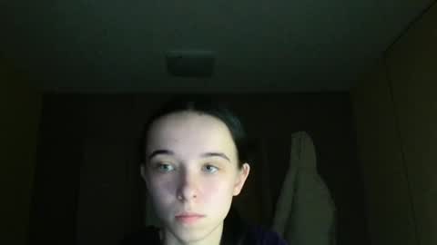 Yuliia online show from November 2025 06:01:02 AM