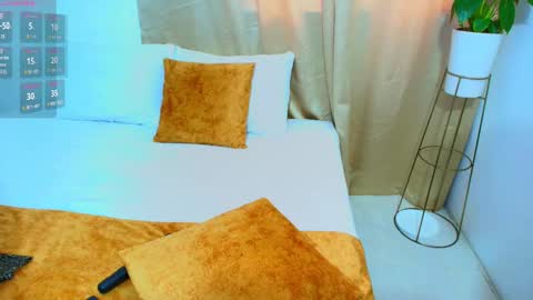 Snapshot of yulina_xue chatting on September 2025 08:31:01 PM Yulina online show from September 2025 08:31:01 PM