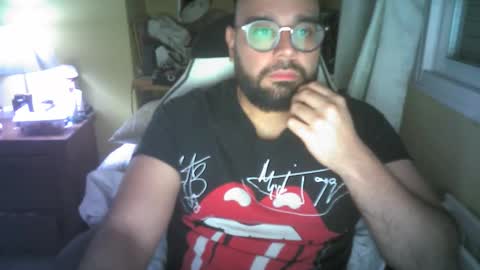 yulius_7 online show from November 2025 09:59:01 PM