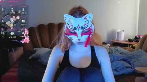 Snapshot of yumiko_uwu chatting on May 2026 10:58:01 AM Yumeko online show from May 2026 10:58:01 AM