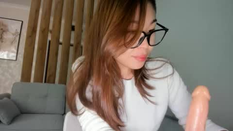 Yumi online show from October 2025 06:19:01 AM