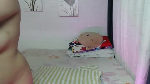 yummy chesca online show from December 2024 01:58:01 AM