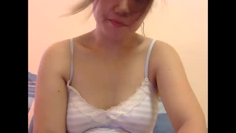 yummyclaya online show from October 2025 02:03:02 AM