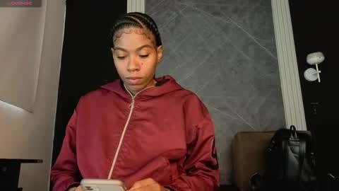 Snapshot of yummyduo chatting on November 2025 12:05:02 PM Yummyduo online show from November 2025 12:05:02 PM