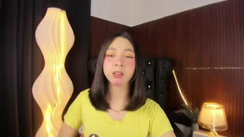 Snapshot of yummyhotkendra chatting on June 2026 04:26:02 PM yummyhotkendra online show from June 2026 04:26:02 PM