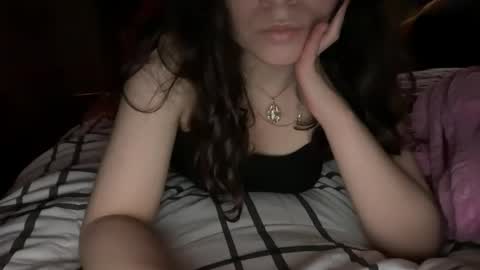 Snapshot of yummyybby chatting on January 2025 03:50:02 AM yummyybby online show from January 2025 03:50:02 AM