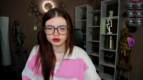 Yuna online show from April 2026 10:49:01 PM