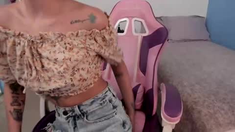 Yuna online show from December 2024 07:22:01 PM