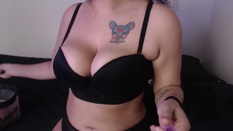 ELITA online show from January 2025 04:51:02 AM