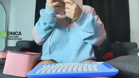 ELITA online show from November 2025 04:45:01 AM