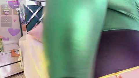 Yunna online show from December 2025 03:48:01 AM