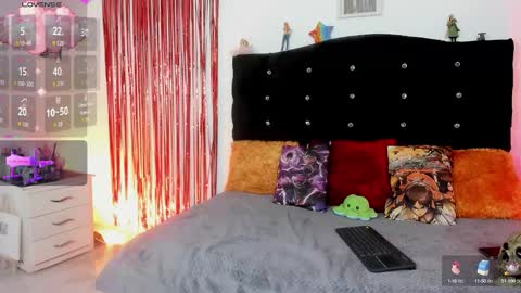 yuong soo online show from October 2025 01:47:02 AM