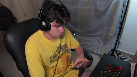 yurii_moody online show from December 2024 02:41:02 AM